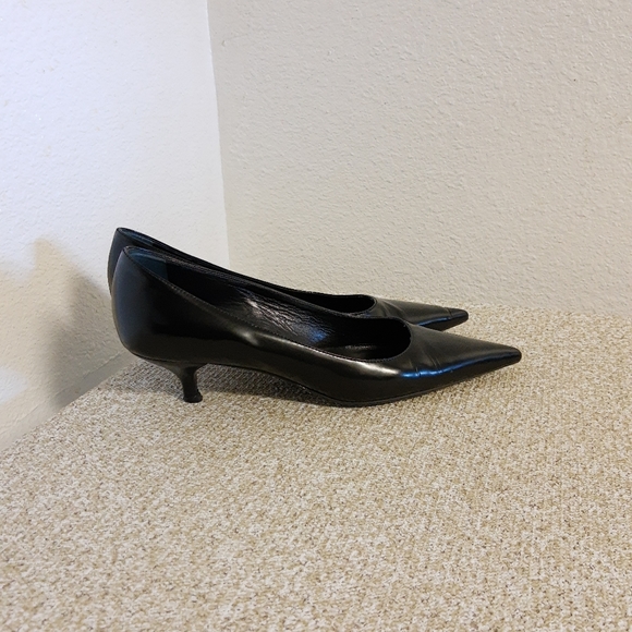 Prada Black Patent Leather Shoes - Picture 1 of 5
